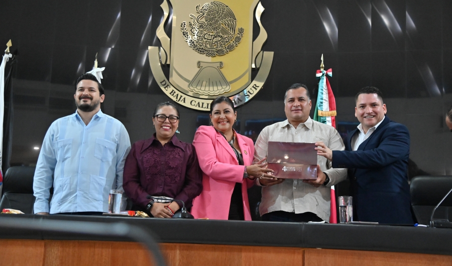 Cumple el Ejecutivo de BCS con la entrega del Cuarto Informe al Congreso...