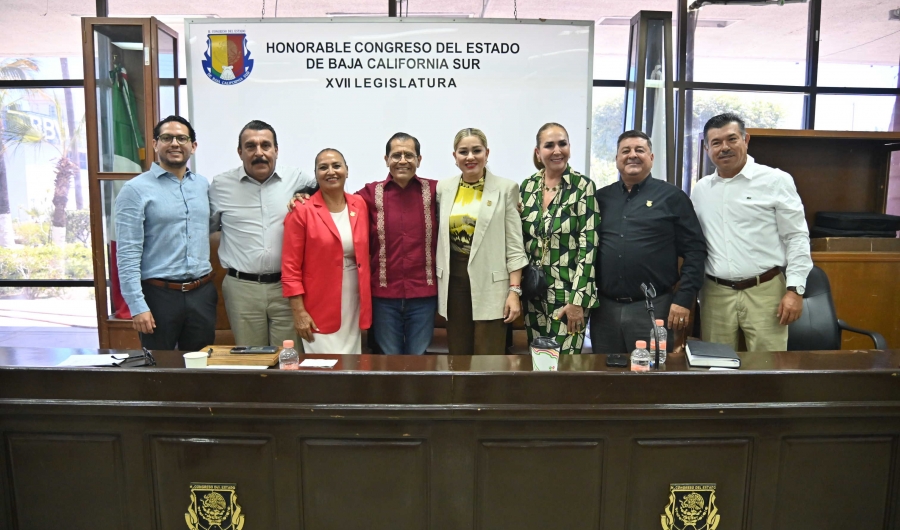 Disertan en el Congreso de BCS sobre programa de abasto social de leche Liconsa...